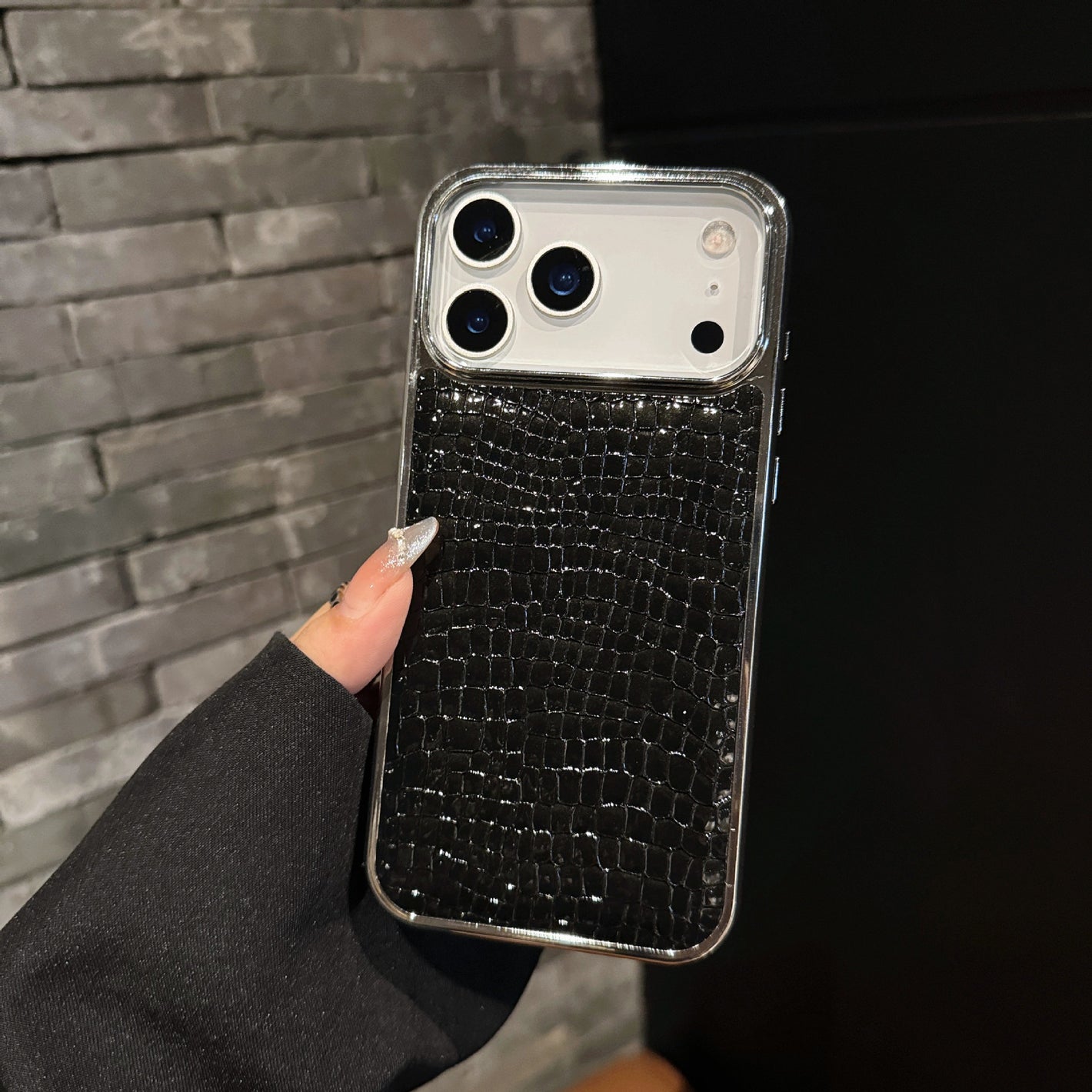 iPhone 17 Series Glossy Crocodile Pattern Leather Case