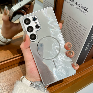 Razer Aurora Feather Magnetic Case